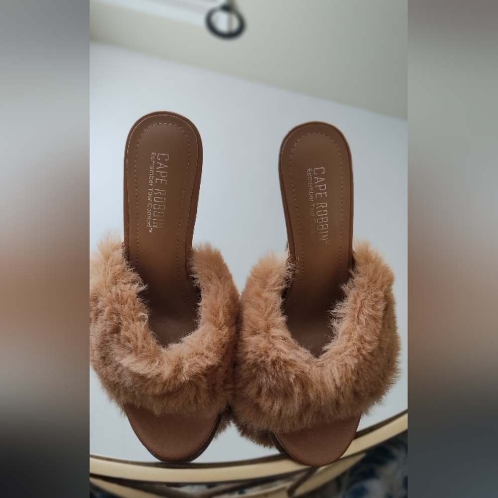 Fuzzy Slippers - Picture 2 of 4